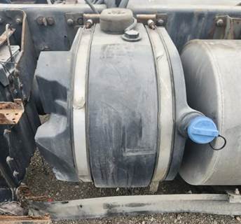 Kenworth T680 DEF Tank