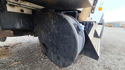 Kenworth T800 DEF Tank