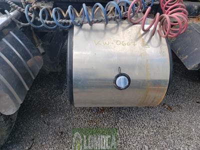 Kenworth T800 DEF Tank