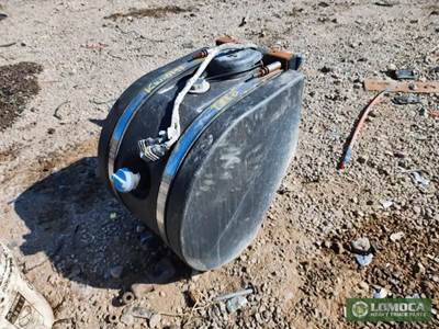 Kenworth T880 DEF Tank