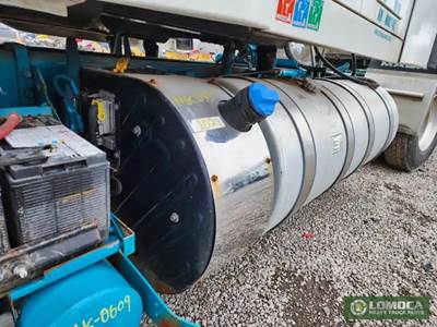 Mack Anthem DEF Tank