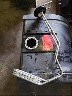 Peterbilt 579 DEF Tank