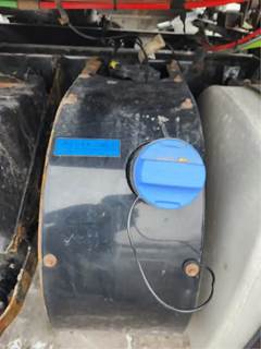 Volvo VNR64T DEF Tank