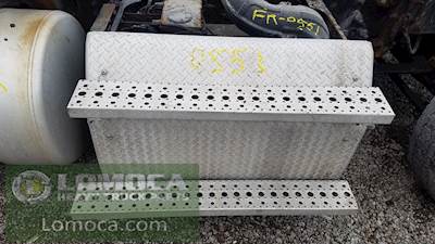 Freightliner Cascadia 125 DPF Filter