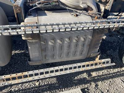 Freightliner Cascadia 125 DPF Filter