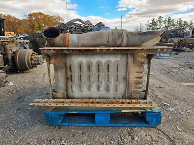 Freightliner Cascadia 125 DPF Filter