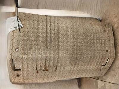 Freightliner Cascadia 125 DPF Filter