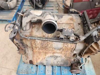 Freightliner Cascadia 126 DPF Filter