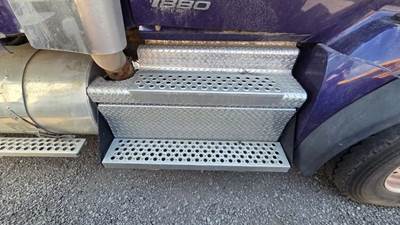 Kenworth T880 DPF Filter