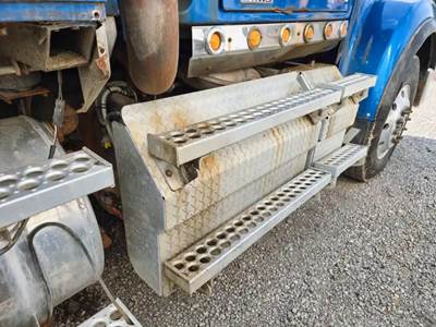 Western Star 4900FA DPF Filter for a 2014 Western Star 4900 FA