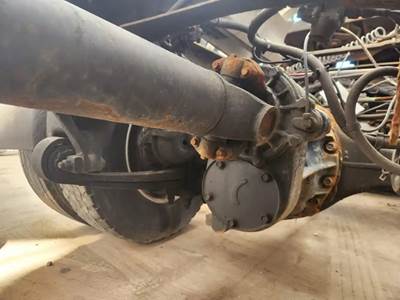 Axle Alliance DA-RT-40 Front Differential for a 2016 Freightliner Cascadia 125