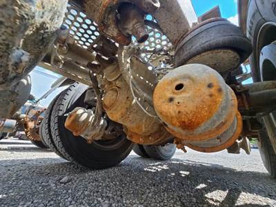 Dana-Spicer D46-170 Front Differential for a 2016 Kenworth T800