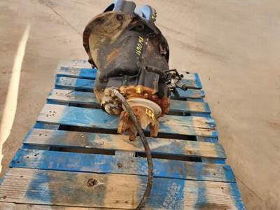Dana-Spicer D46-170HP Front Differential for a 2006 Kenworth T800