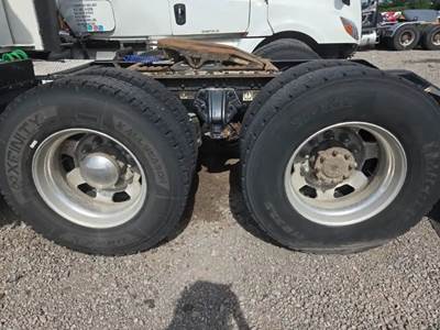 Dana-Spicer DSP40 Front Differential for a 2016 Kenworth T680