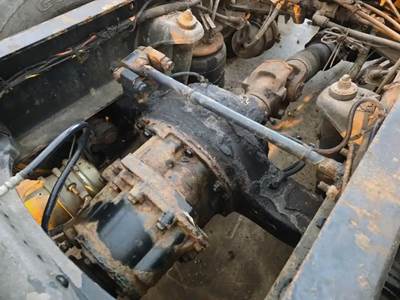 Dana-Spicer Front Differential for a 2016 Peterbilt 579