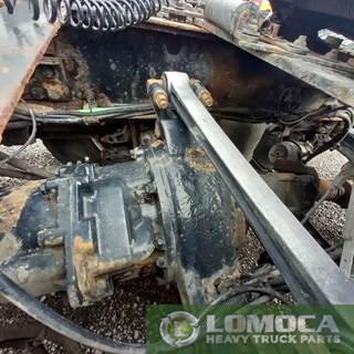 Eaton DS405 Front Differential for a 2005 Mack CXN613