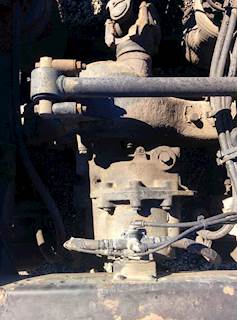 Eaton Front Differential for a 2005 Volvo VNM