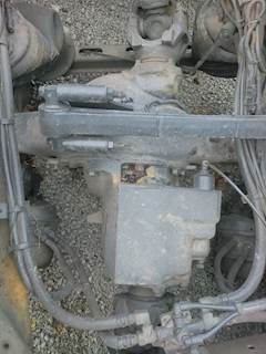 Meritor-Rockwell 40-145 Front Differential for a 2005 Volvo VNL