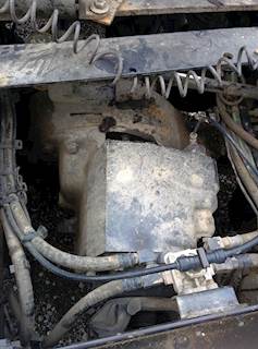 Meritor-Rockwell MT40-14M Front Differential for a 2007 Volvo VNL