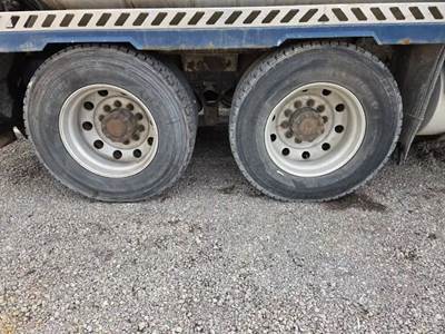 Meritor-Rockwell D46-170 Front Differential for a 2009 Kenworth T800