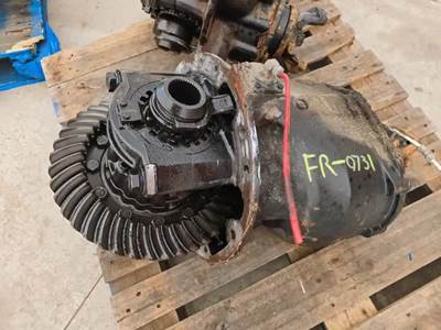 Meritor-Rockwell MD2014X Front Differential for a 2015 Freightliner Cascadia 125