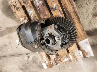 Meritor-Rockwell MD2014X Front Differential for a 2015 Freightliner Cascadia 125