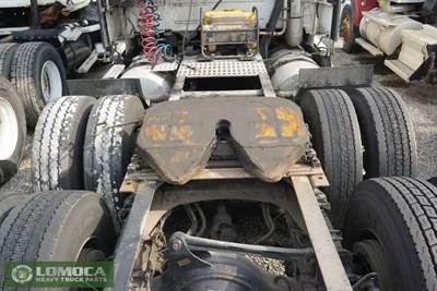 Meritor-Rockwell MT40-14X Front Differential for a 2011 Volvo VNL