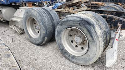 Meritor-Rockwell MT40-14XP Front Differential for a 2014 Freightliner Cascadia 125