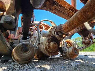 Meritor-Rockwell RD23-164 Front Differential for a 2012 Western Star 4900 FA