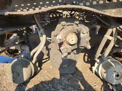 Meritor-Rockwell RD23-164 Front Differential for a 2005 Volvo VNL