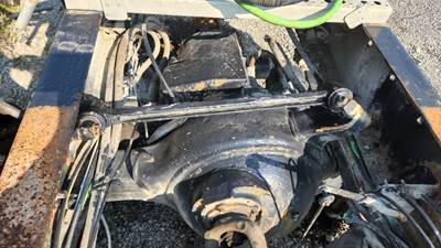 Meritor-Rockwell RT40-145P Front Differential for a 2002 Freightliner FLD120