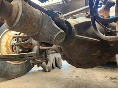 Axle Alliance ART-40 Rear Differential for a 2016 Freightliner Cascadia 125