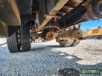 Detroit Rear Differential for a 2017 Freightliner M2 106