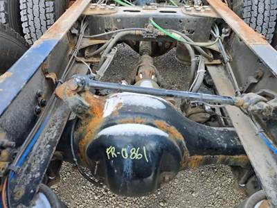 Detroit Rear Differential for a 2019 Freightliner Cascadia 126