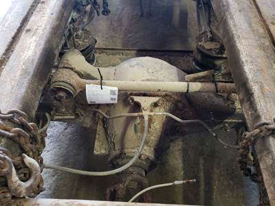 Eaton 19050s Rear Differential for a 1995 GMC TOPKICK