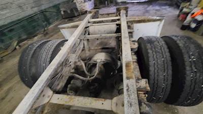 Eaton 23080S Rear Differential for a 1997 GMC T8500