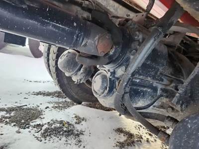 Meritor-Rockwell Rear Differential for a 2005 Kenworth T800