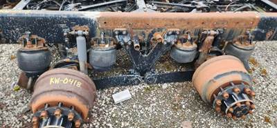 Eaton DSP40 Rear Differential for a 2006 Kenworth W900