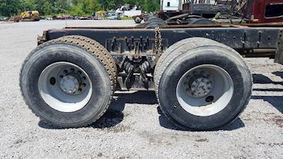 Eaton RD463 Rear Differential for a 2005 Mack CV713 Granite