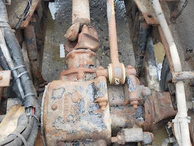 Mack CRDP92 Rear Differential for a 2003 Mack MR688S