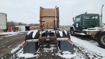 Meritor-Rockwell RT40-145 Rear Differential for a 2003 Volvo VNL