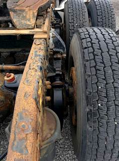 Dana DSP41 Rear Differential for a 2007 Peterbilt 387