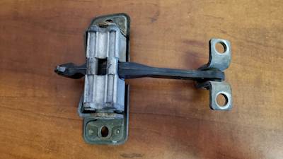 Volvo VNL Right Door Hinge
