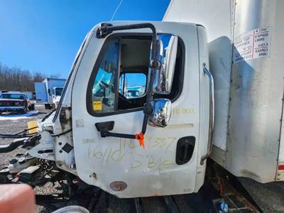 Freightliner M2 106 Left Door