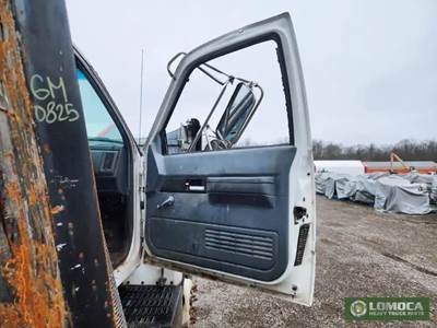 GMC C7500 Right Door
