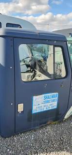 International 4700 LP Right Door for a 1995 International 4700 LOW PROFILE