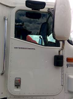 International 9200i Right Door