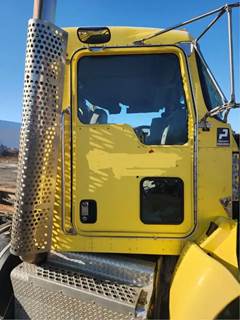 Kenworth T370 Right Door