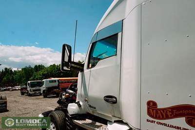 Kenworth T680 Left Door