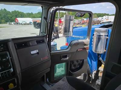 Kenworth T800 Right Door